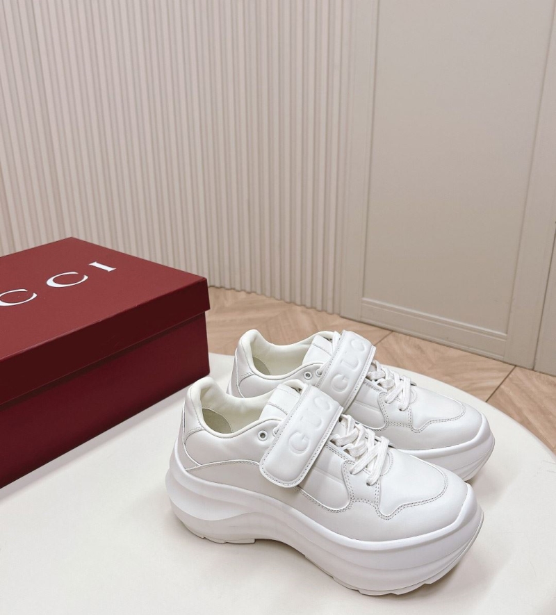 G*u*i casual shoes